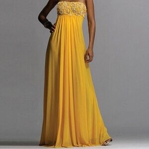 🌼 Beyond by Jovani Strapless Yellow Floral Sequin Gown – Size 4 – Formal / Prom